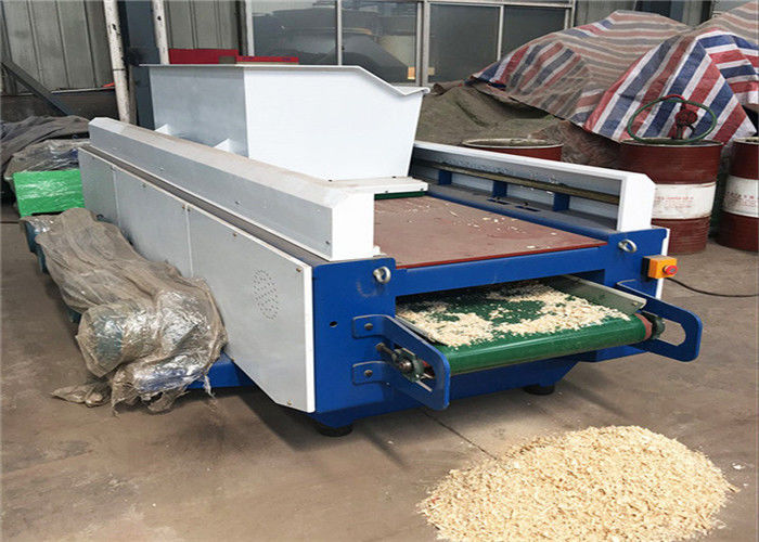 Chicken Farm 60cm Blades Wood Shaving Machine 1500kg/H 25kw